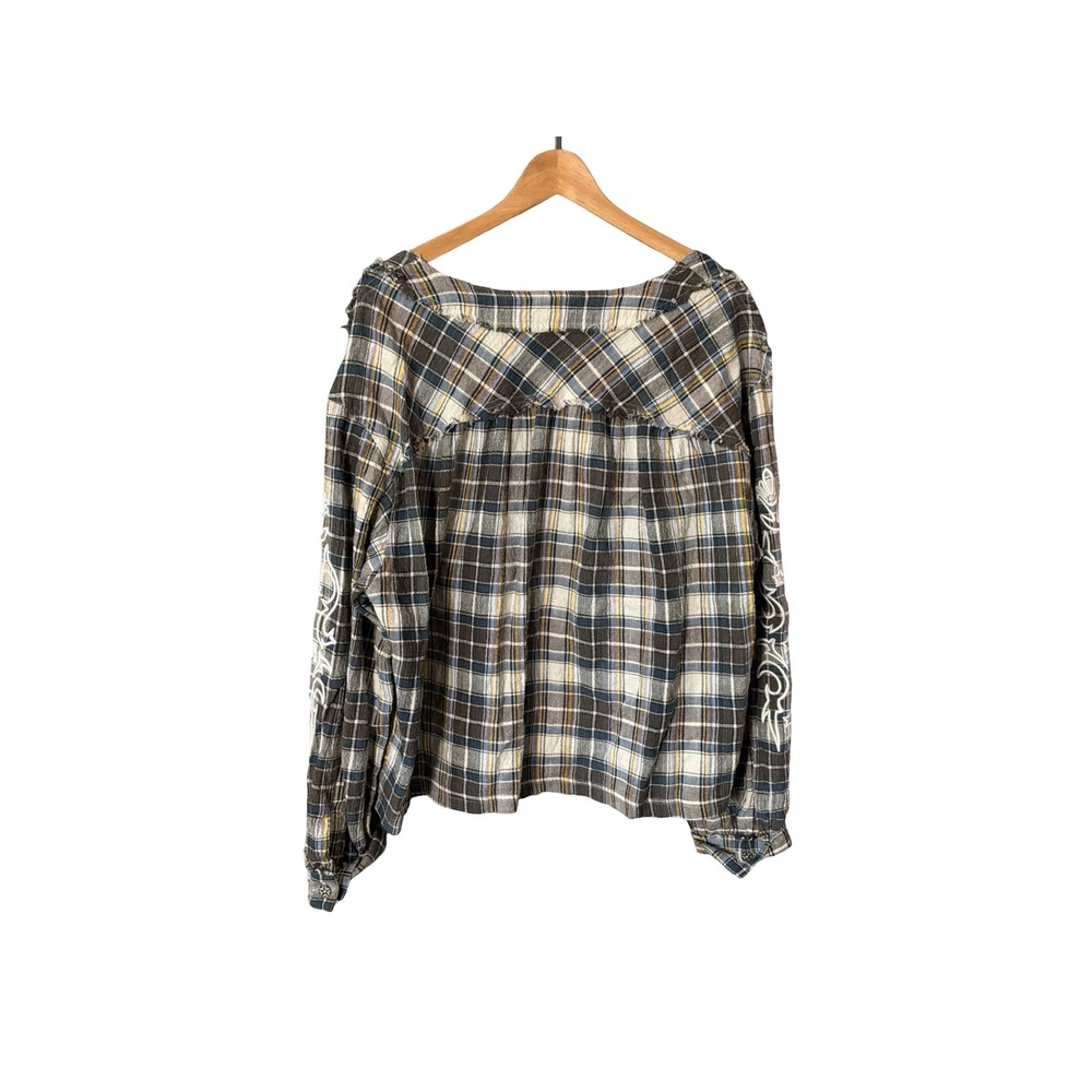 POL Womens Large Plaid Embroidered Sleeve Star Button Cropped Shirt FWT388 - Picture 6 of 7